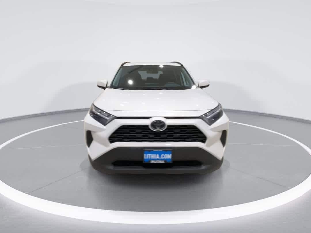 Thumbnail: 2025 Toyota RAV4 - 3