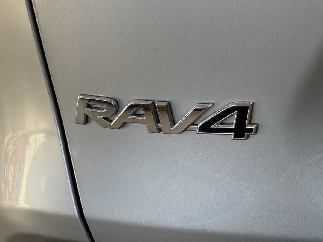 Thumbnail: 2024 Toyota RAV4 - 11