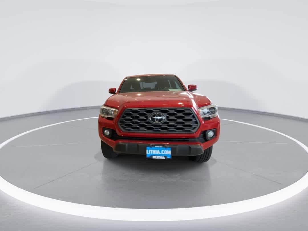 Thumbnail: 2021 Toyota Tacoma - 3