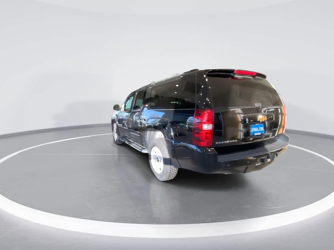Thumbnail: 2013 Chevrolet Suburban - 6