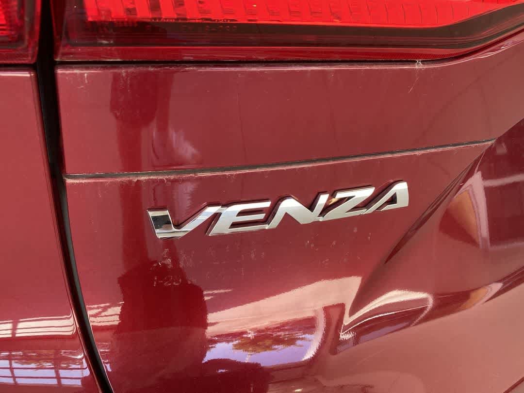 Thumbnail: 2023 Toyota Venza - 10