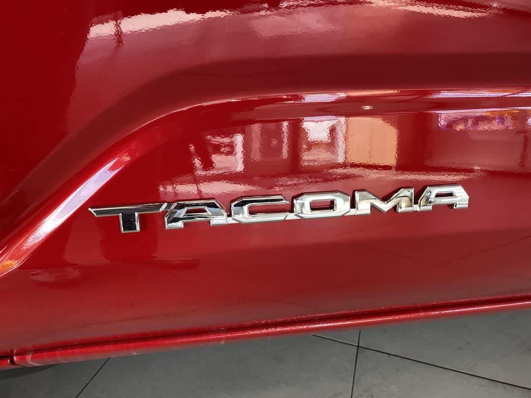 Thumbnail: 2025 Toyota Tacoma - 10