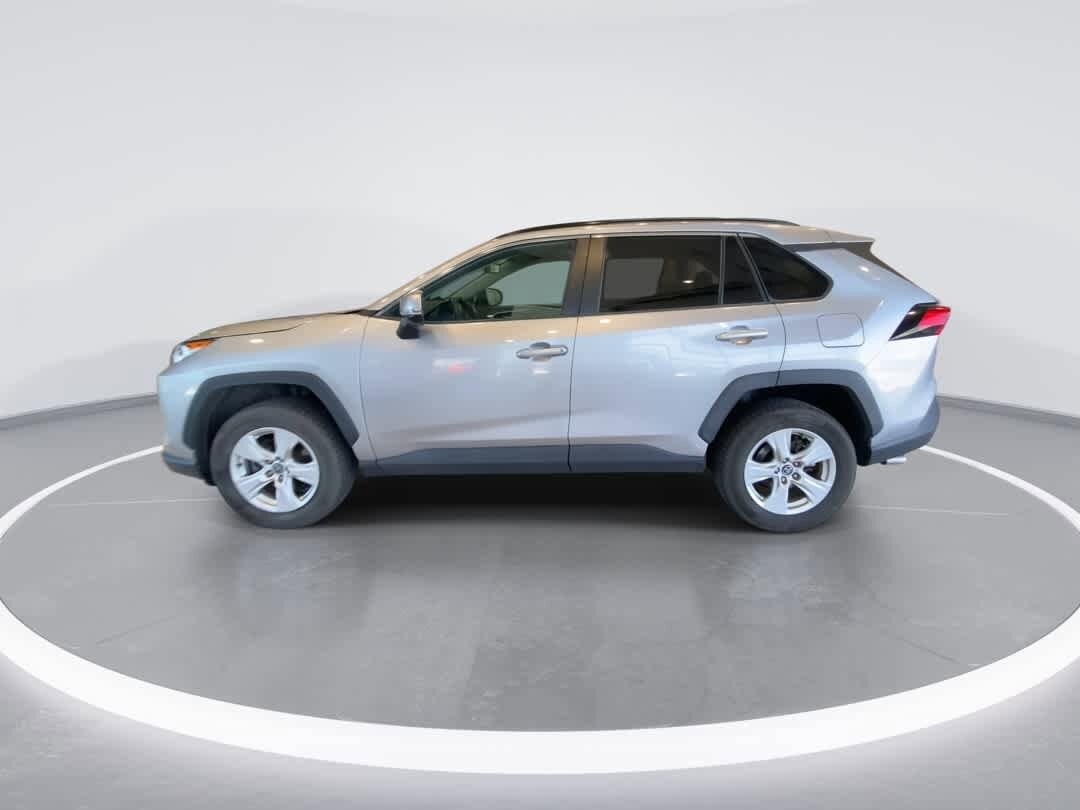 Thumbnail: 2020 Toyota RAV4 - 4