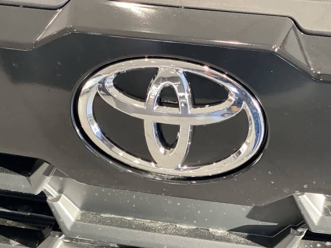 Thumbnail: 2026 Toyota Corolla Cross - 10