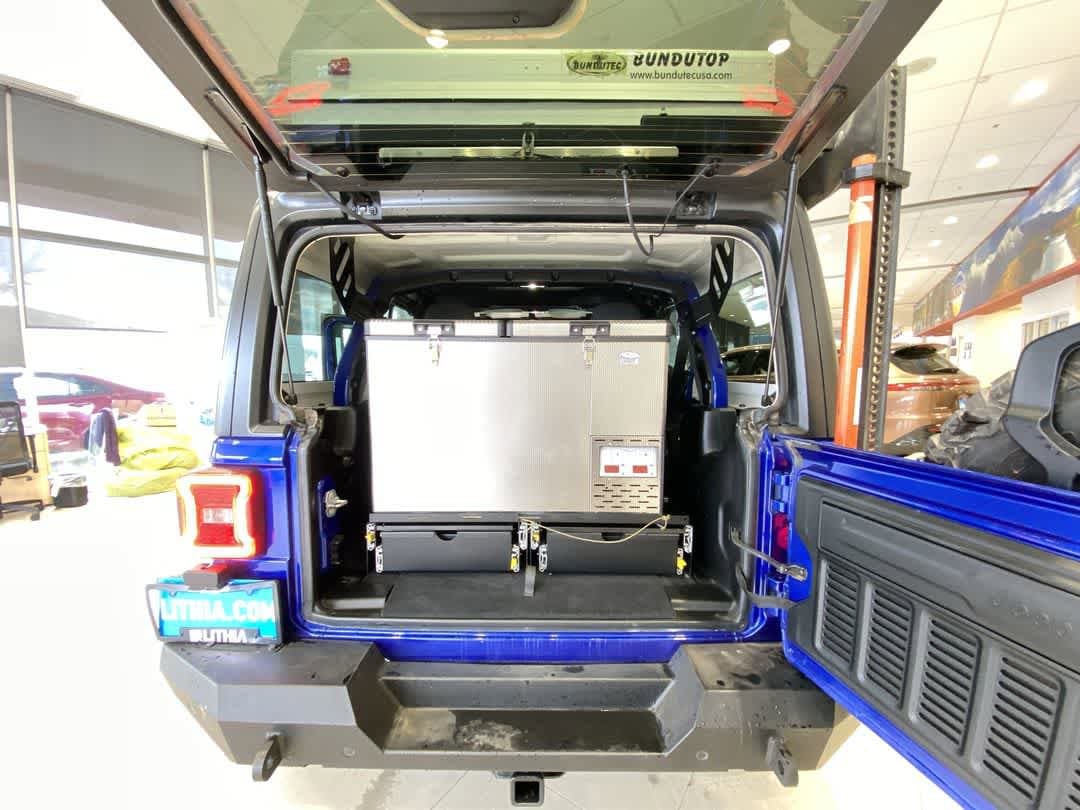 Thumbnail: 2018 Jeep Wrangler - 24