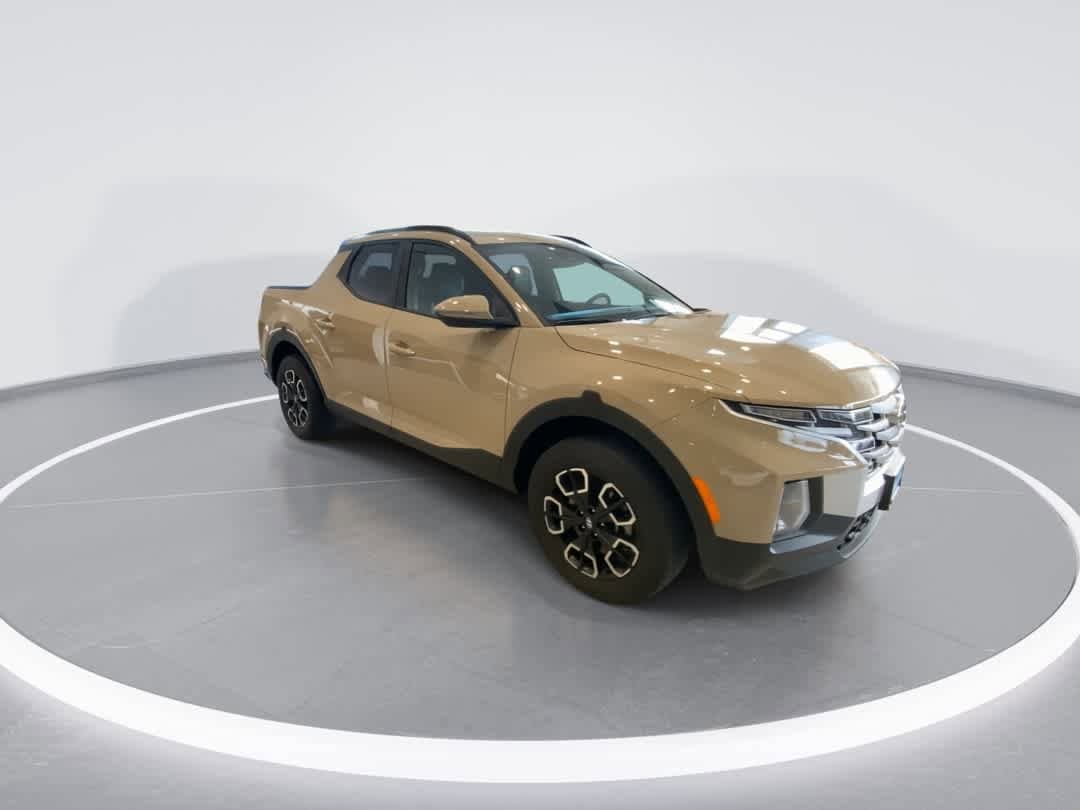 Thumbnail: 2023 Hyundai Santa Cruz - 2