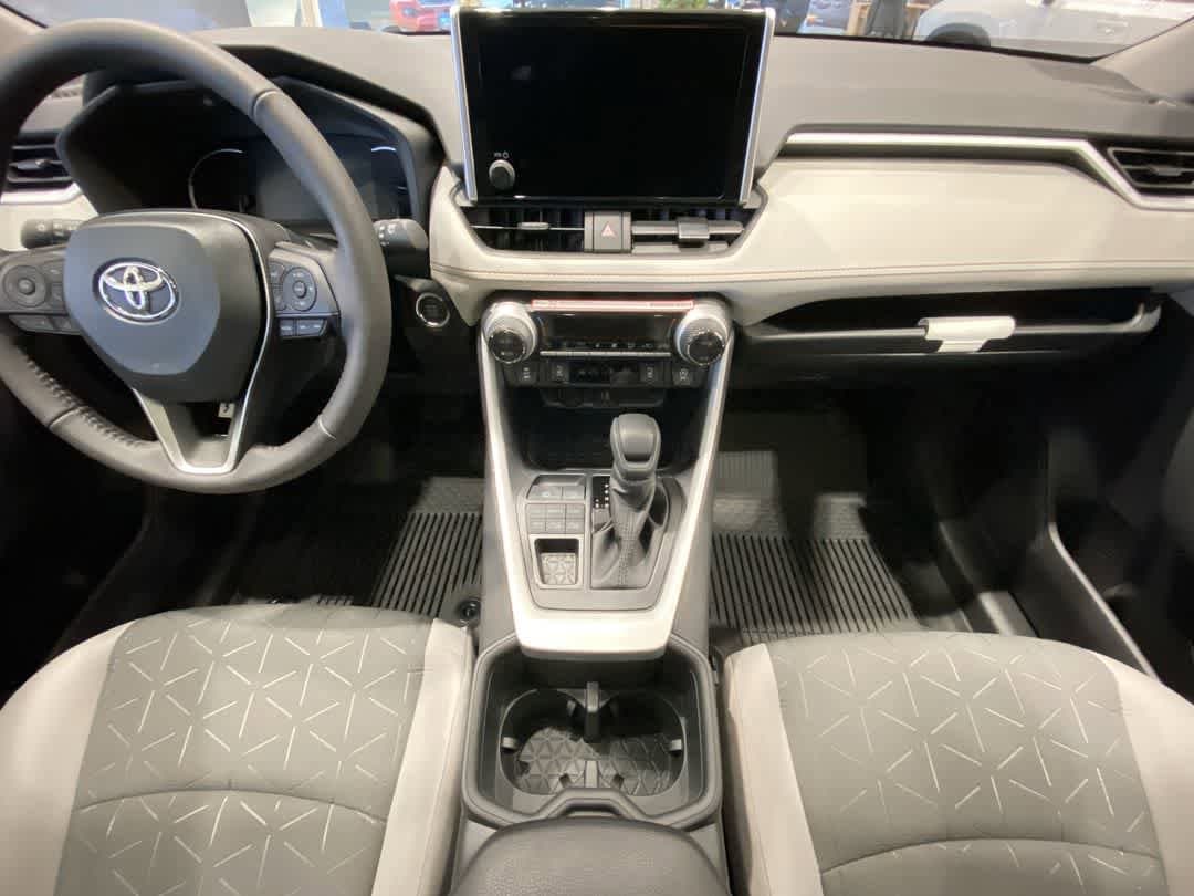 Thumbnail: 2025 Toyota RAV4 - 23