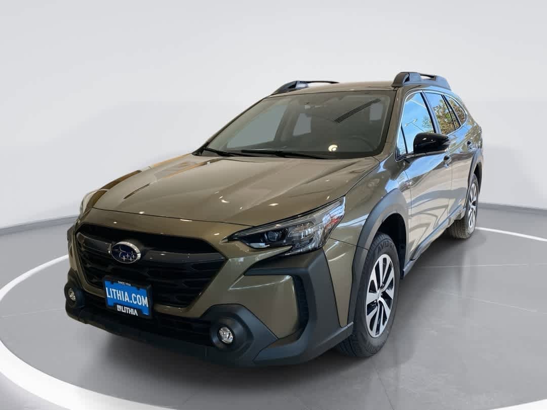 2025 Subaru Outback Premium's photo