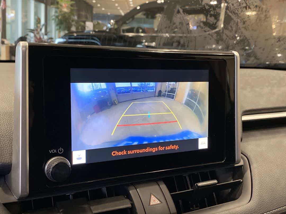 Thumbnail: 2025 Toyota RAV4 - 17