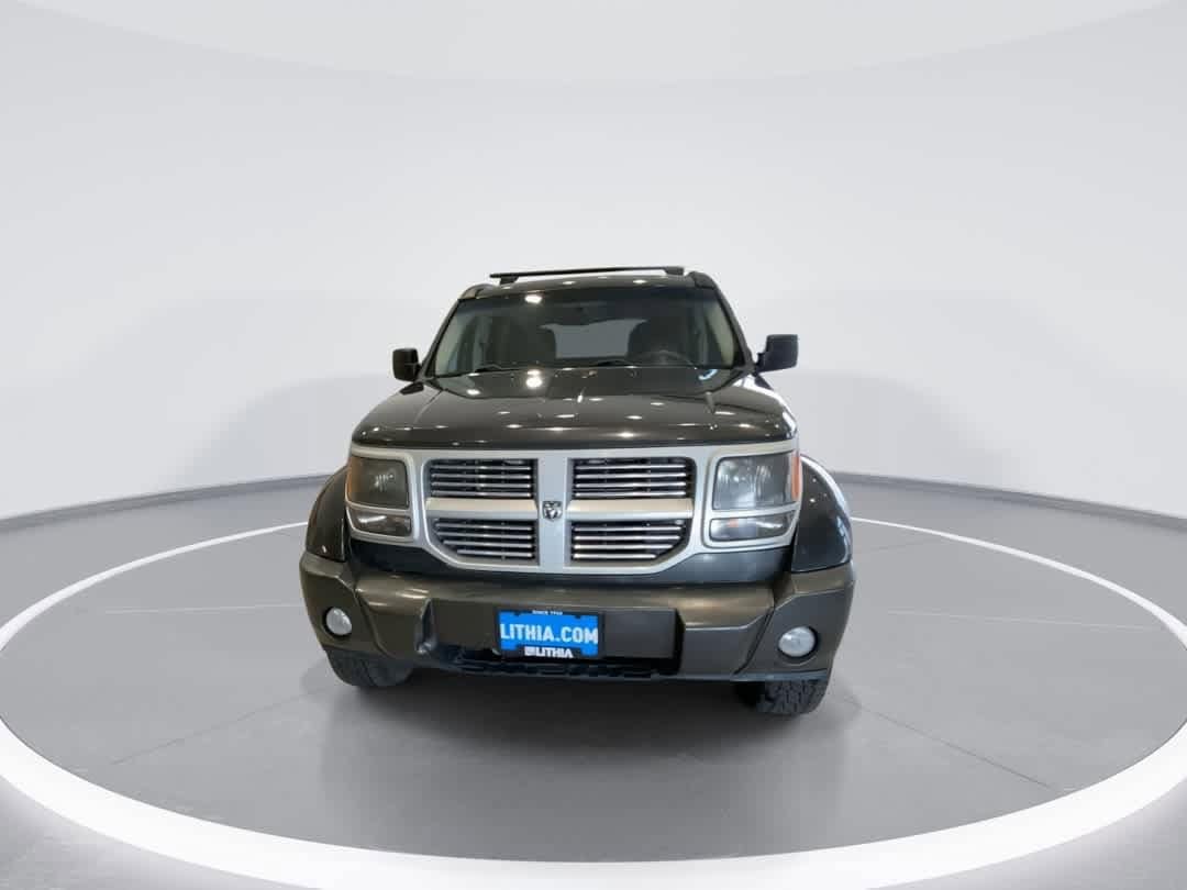 Thumbnail: 2011 Dodge Nitro - 3