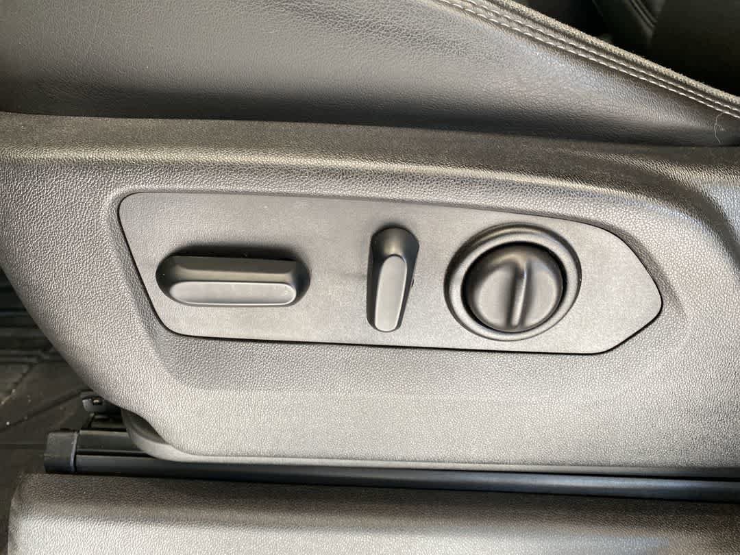 Thumbnail: 2019 Chevrolet Silverado 1500 - 14