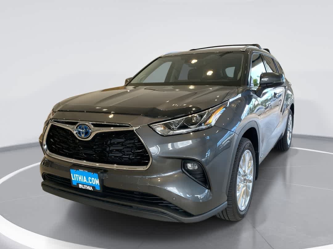 Thumbnail: 2023 Toyota Highlander - 1