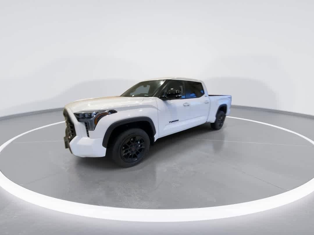 Thumbnail: 2025 Toyota Tundra - 4