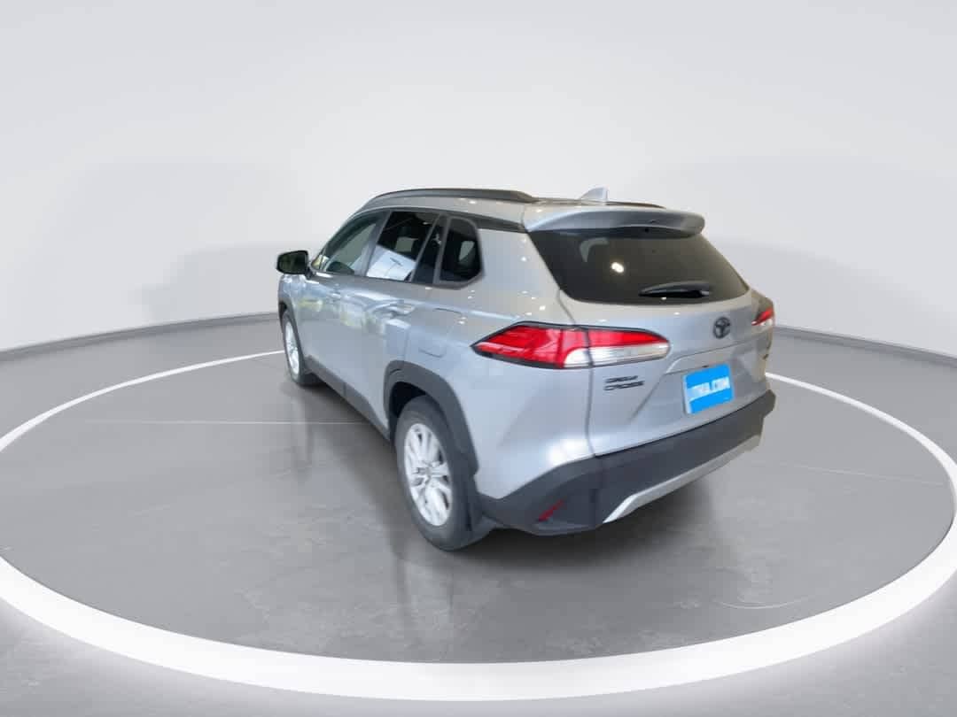 Thumbnail: 2022 Toyota Corolla Cross - 6