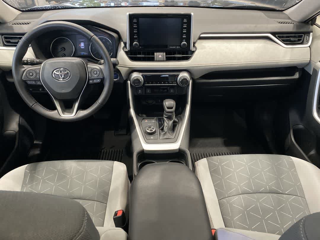 Thumbnail: 2021 Toyota RAV4 - 20