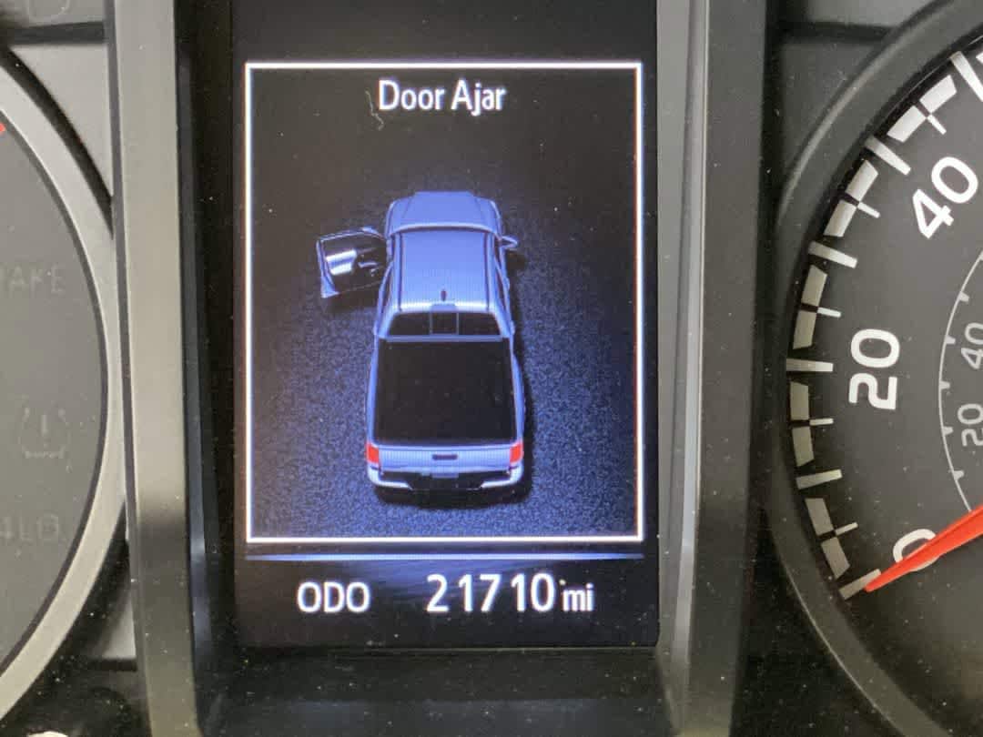 Thumbnail: 2023 Toyota Tacoma - 15