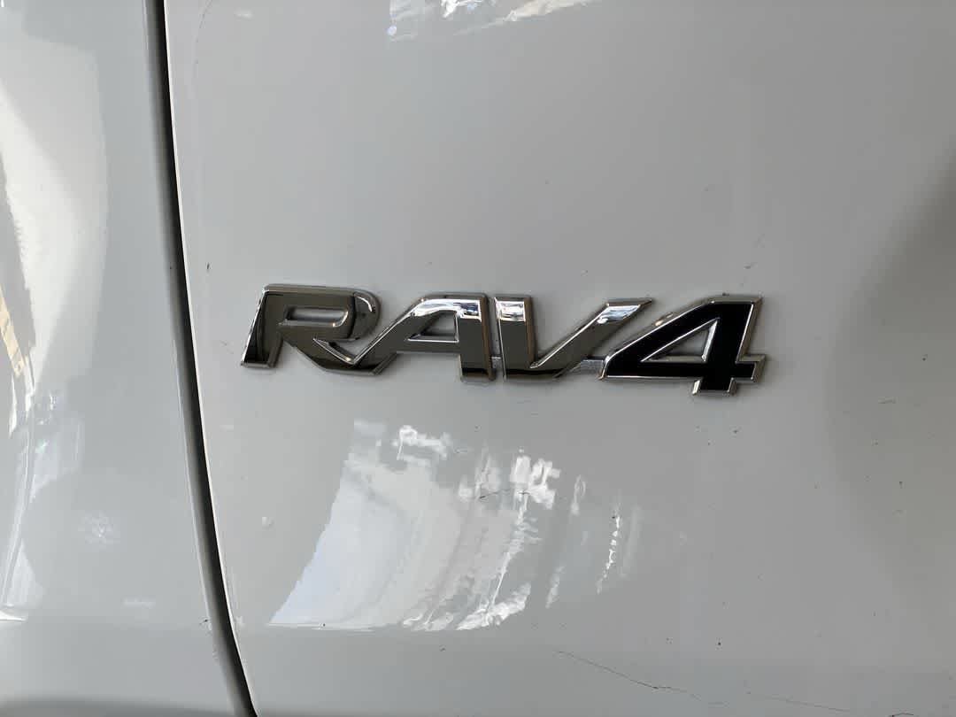 Thumbnail: 2024 Toyota RAV4 - 11