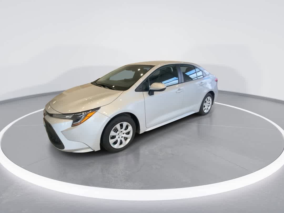 Thumbnail: 2022 Toyota Corolla - 4