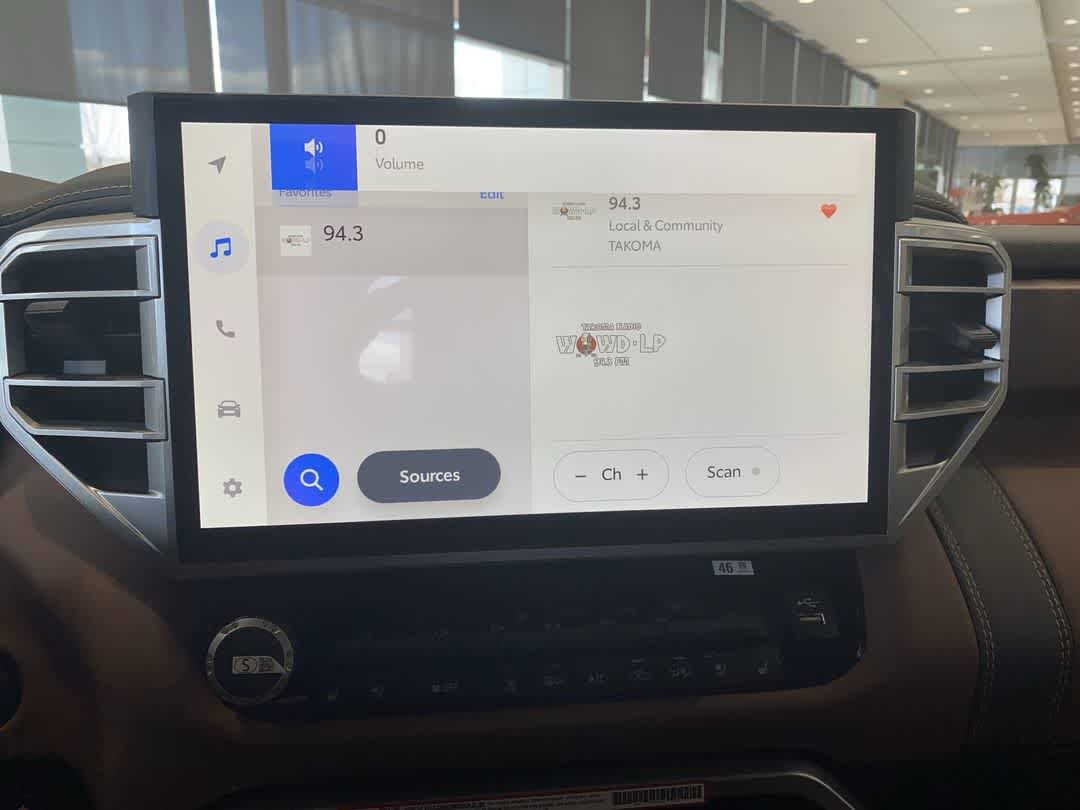 Thumbnail: 2025 Toyota Tundra - 18