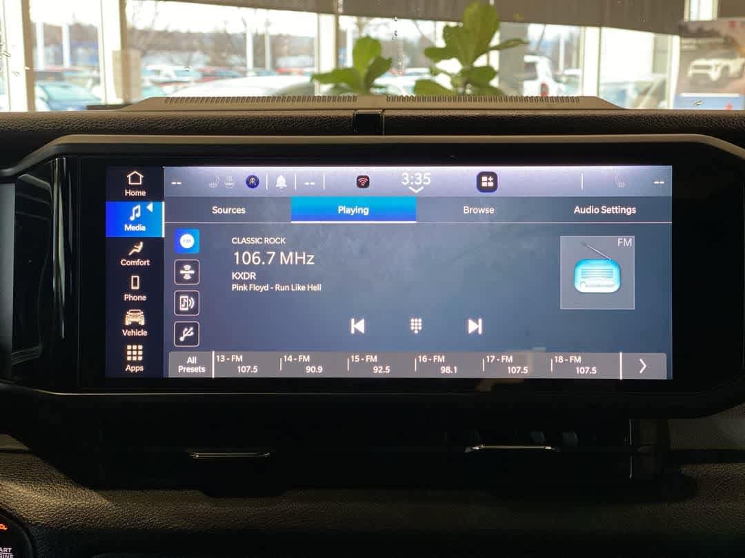 Thumbnail: 2024 Jeep Wrangler - 19