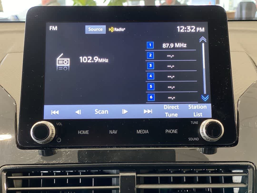 Thumbnail: 2024 Mitsubishi Eclipse Cross - 19