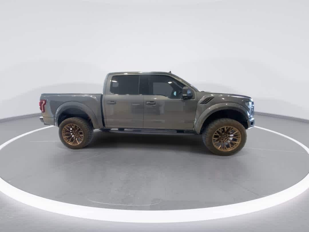 Thumbnail: 2019 Ford F-150 - 9