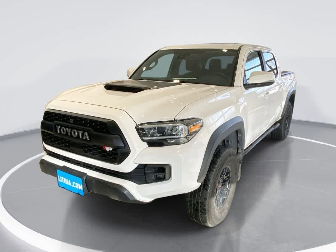 Thumbnail: 2020 Toyota Tacoma - 1