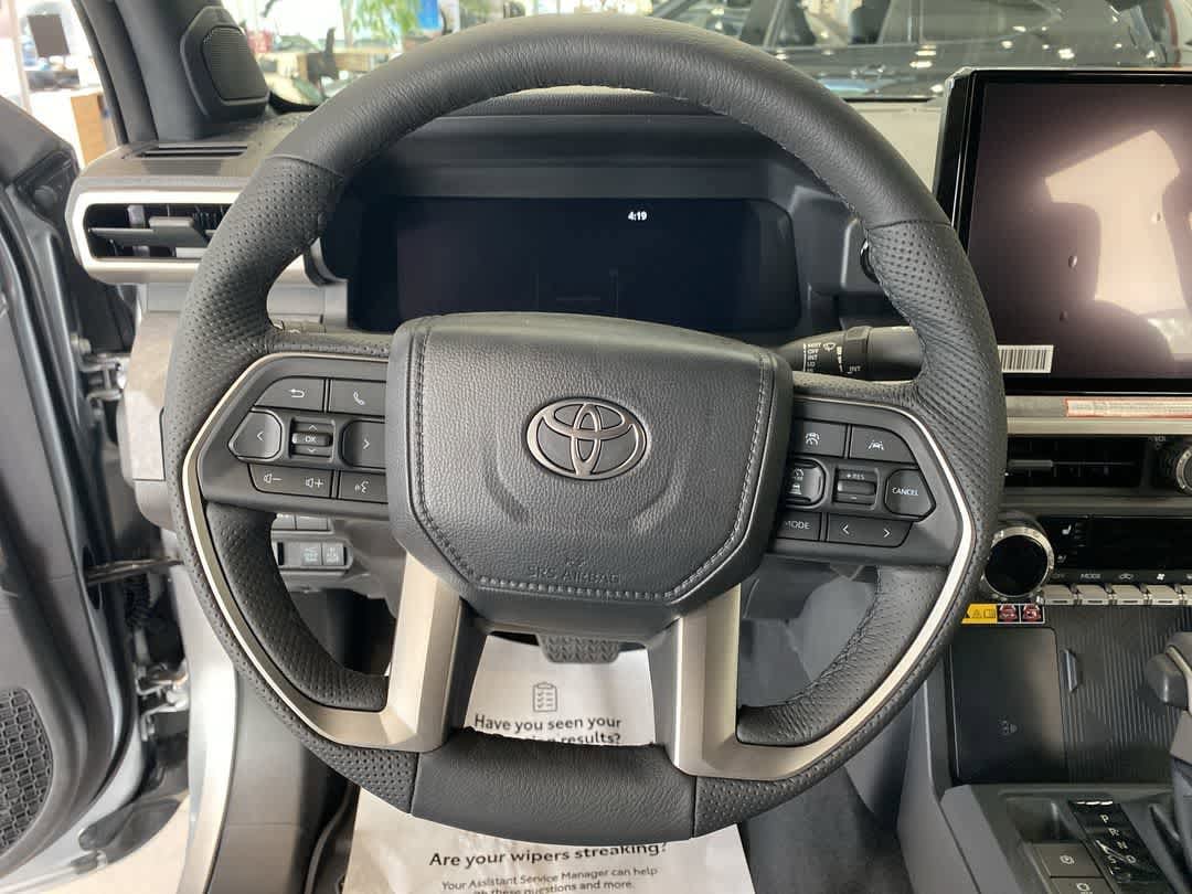 2025 Toyota Tacoma Trailhunter 16