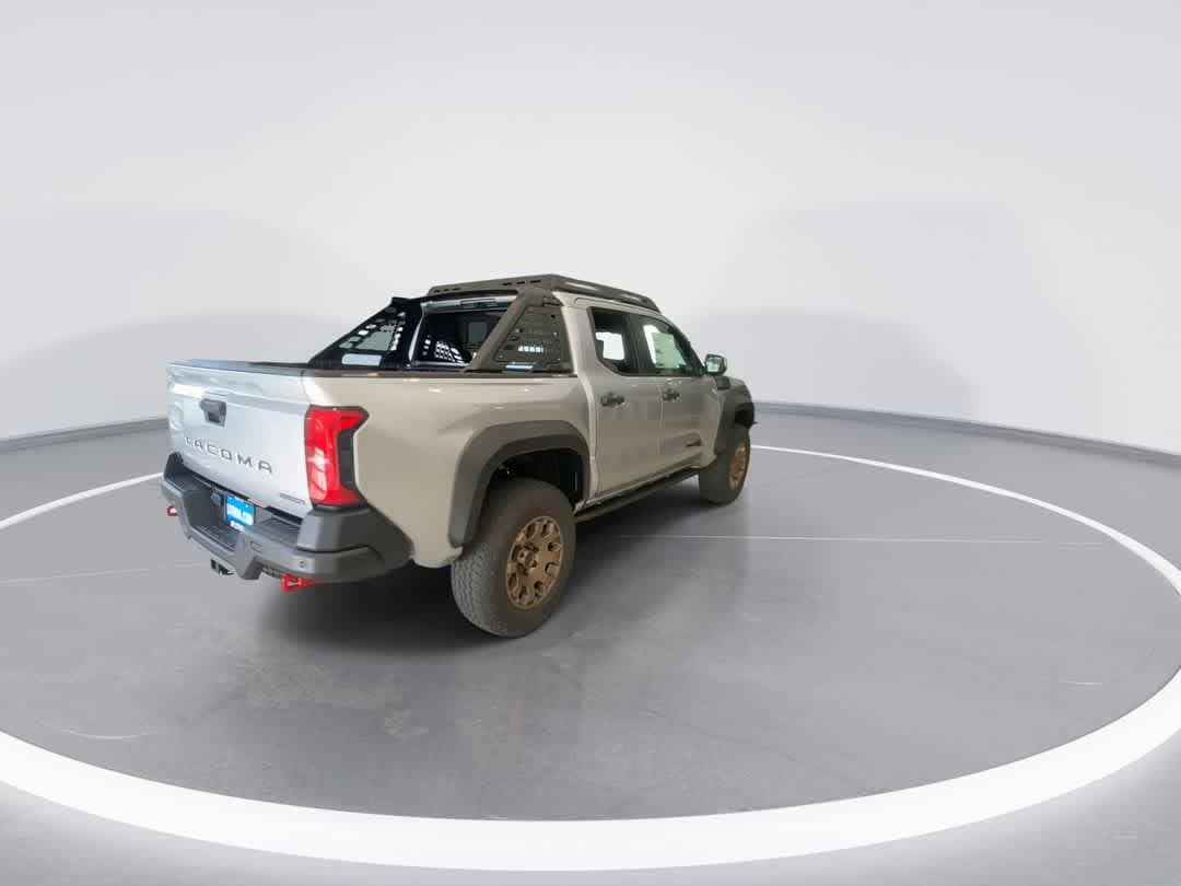 2025 Toyota Tacoma Trailhunter 8