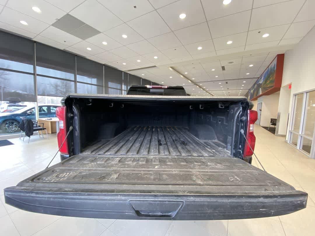 Thumbnail: 2021 Chevrolet Silverado 2500 - 25