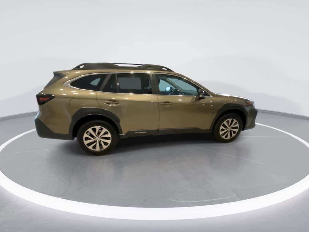 Thumbnail: 2023 Subaru Outback - 9