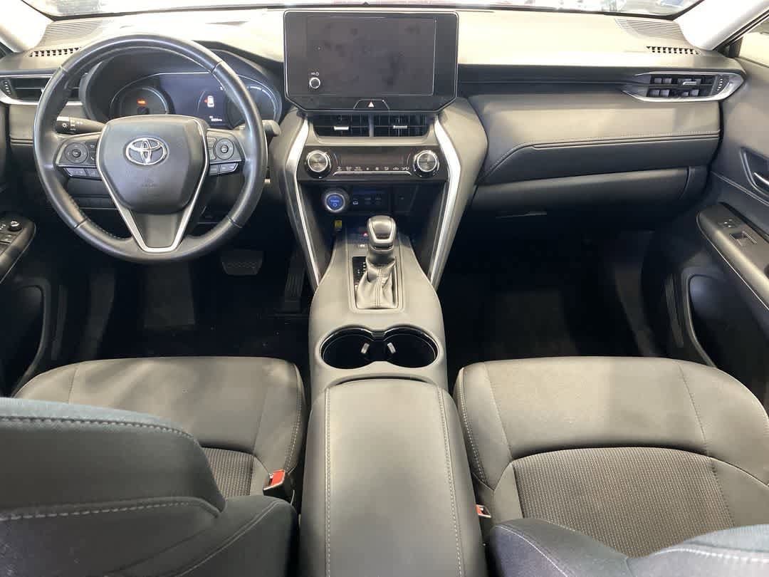 Thumbnail: 2023 Toyota Venza - 20