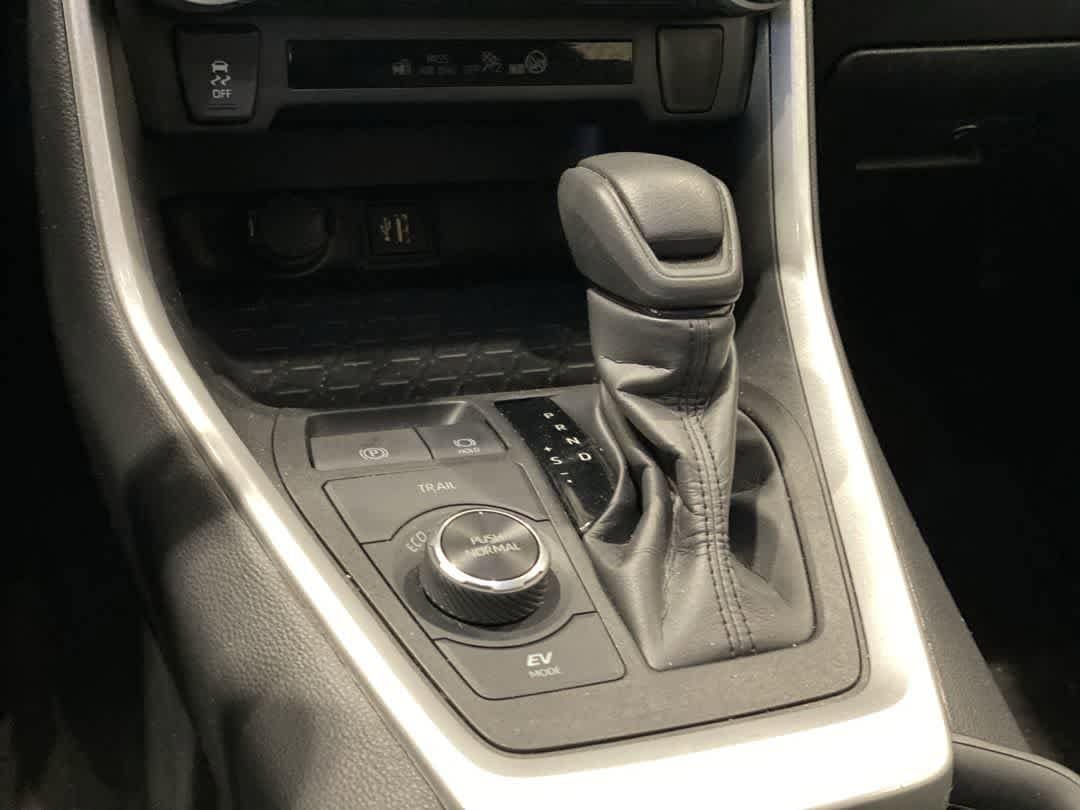 Thumbnail: 2024 Toyota RAV4 - 22