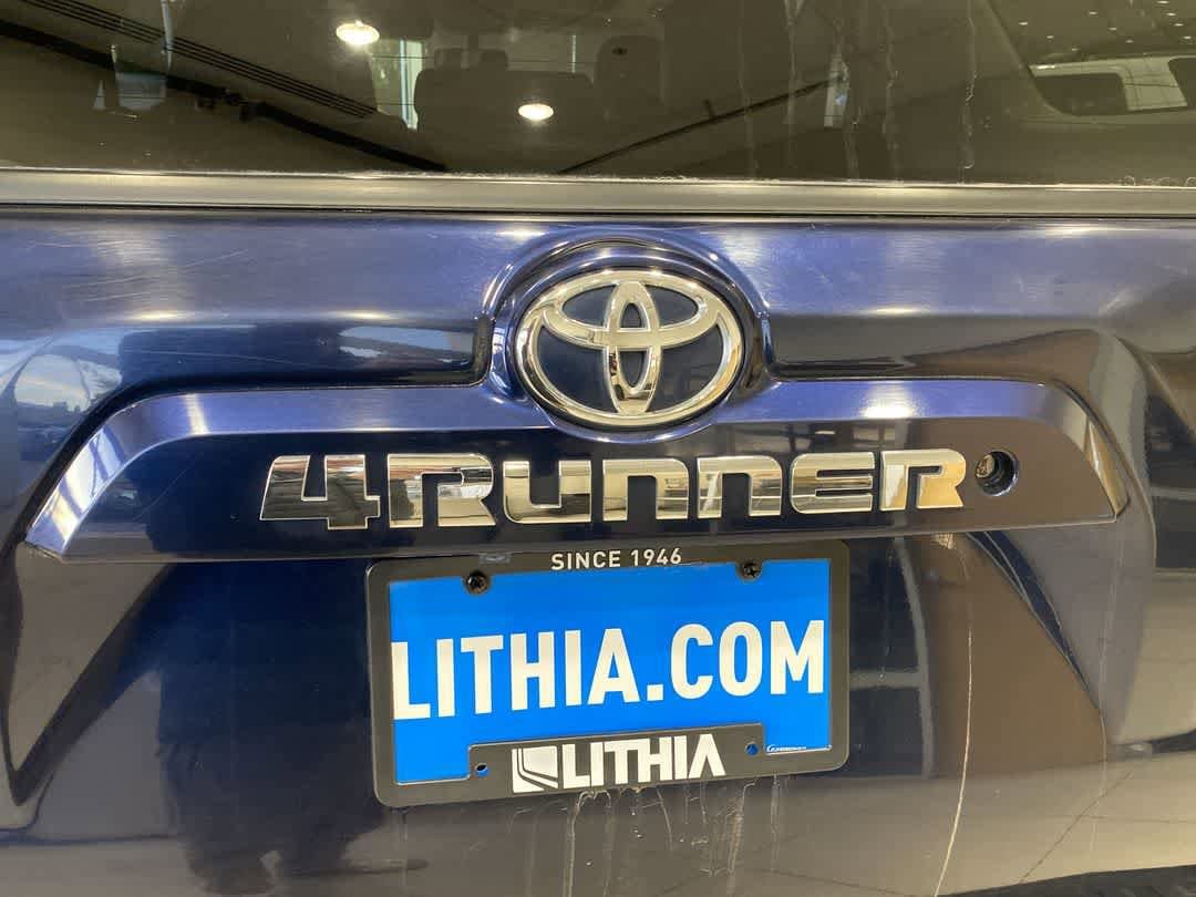 Thumbnail: 2018 Toyota 4Runner - 11