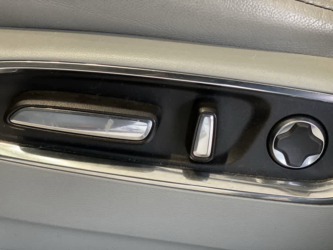 Thumbnail: 2020 Acura MDX - 14