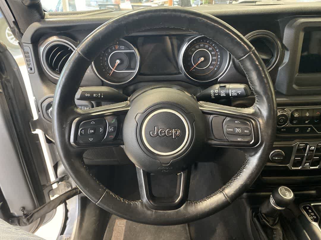 Thumbnail: 2019 Jeep Wrangler - 16