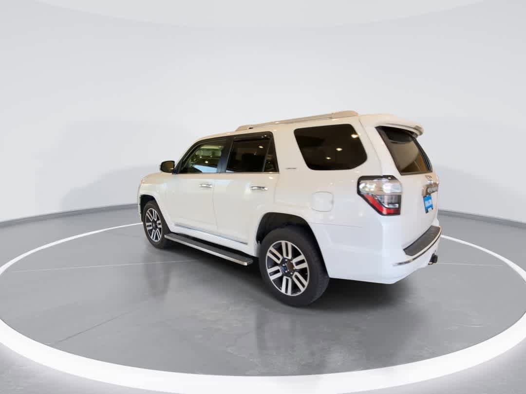 Thumbnail: 2018 Toyota 4Runner - 6