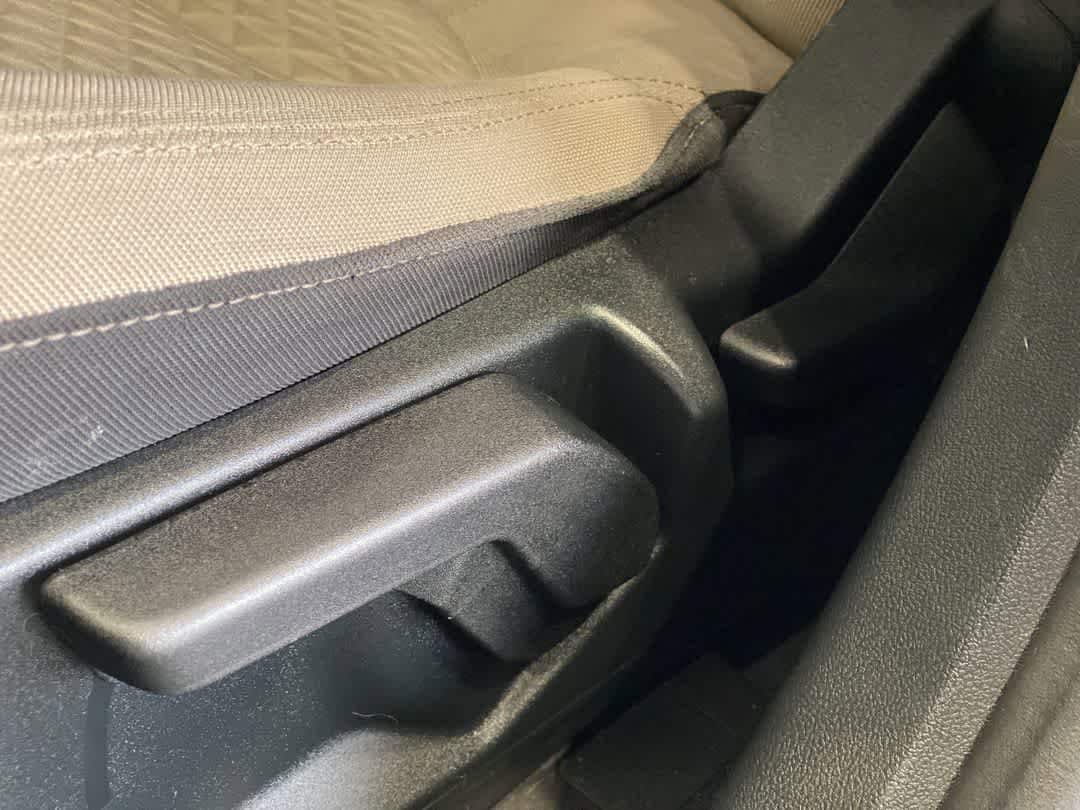 Thumbnail: 2021 Ford Escape - 15