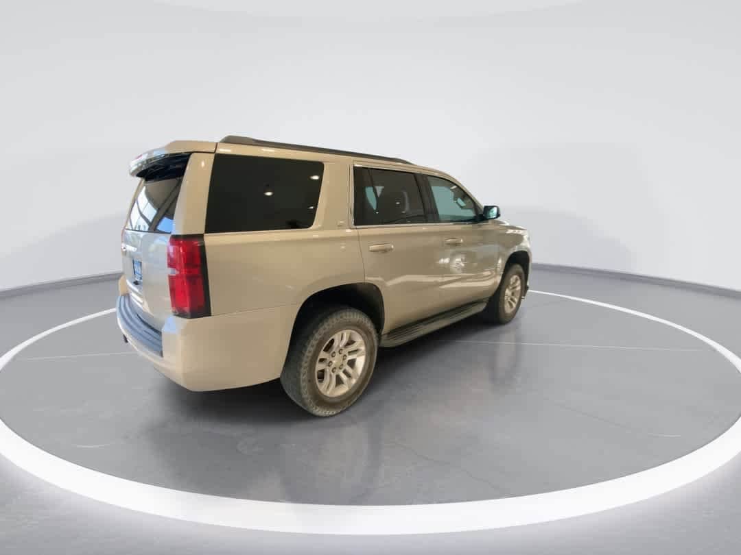 Thumbnail: 2015 Chevrolet Tahoe - 8