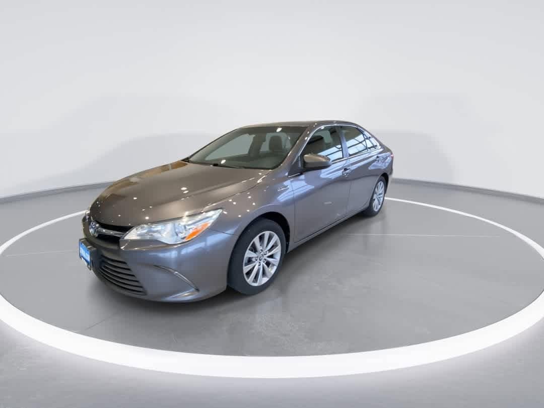 Thumbnail: 2017 Toyota Camry - 4