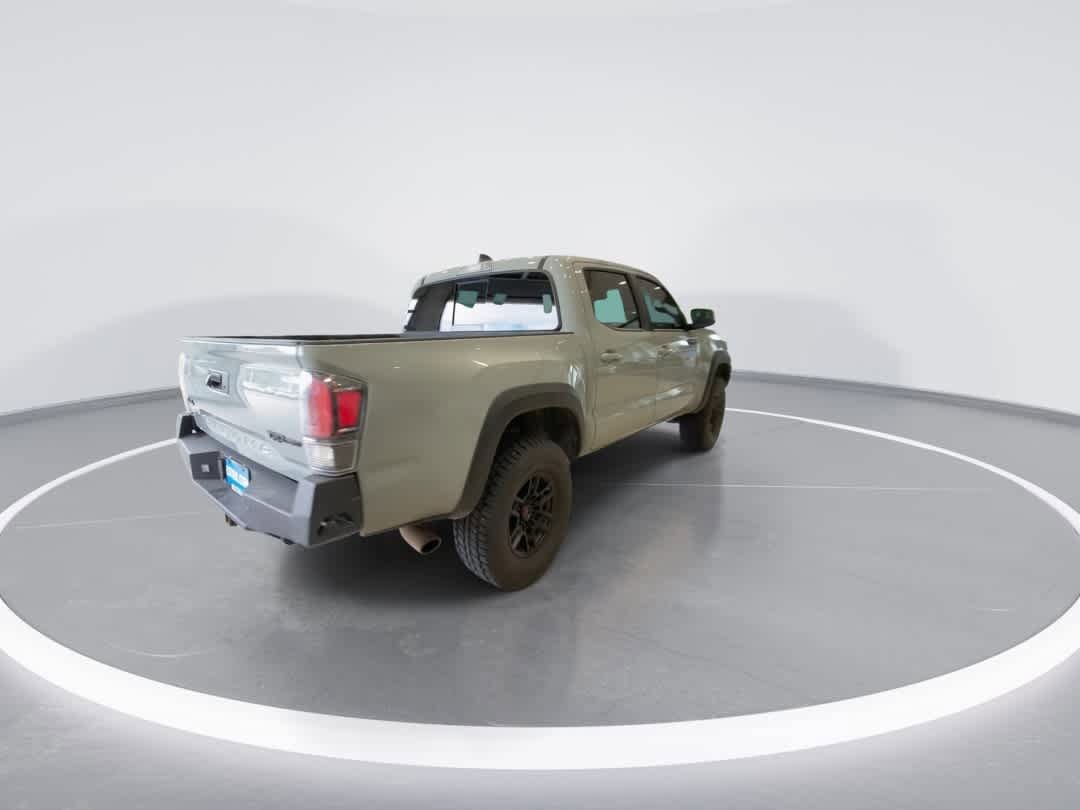 Thumbnail: 2021 Toyota Tacoma - 8