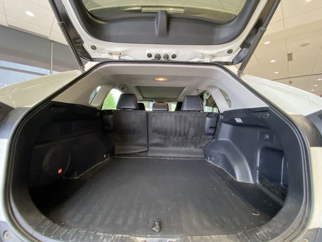 Thumbnail: 2021 Toyota RAV4 - 27
