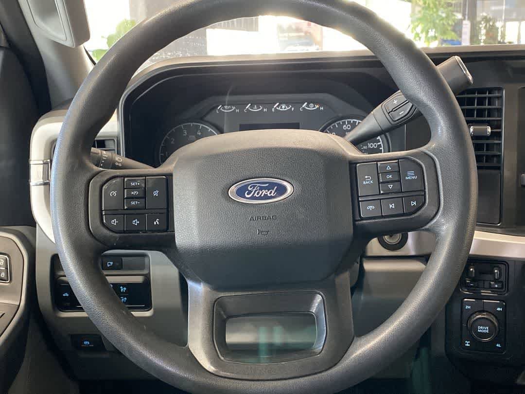 Thumbnail: 2023 Ford F-350 - 16