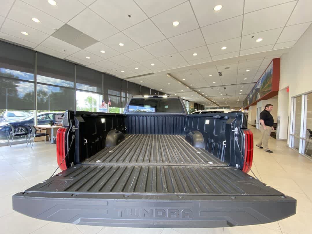 Thumbnail: 2023 Toyota Tundra - 24