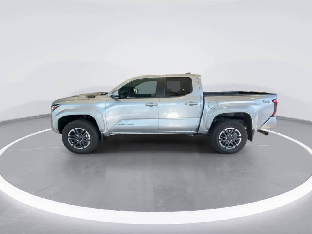 Thumbnail: 2025 Toyota Tacoma - 5