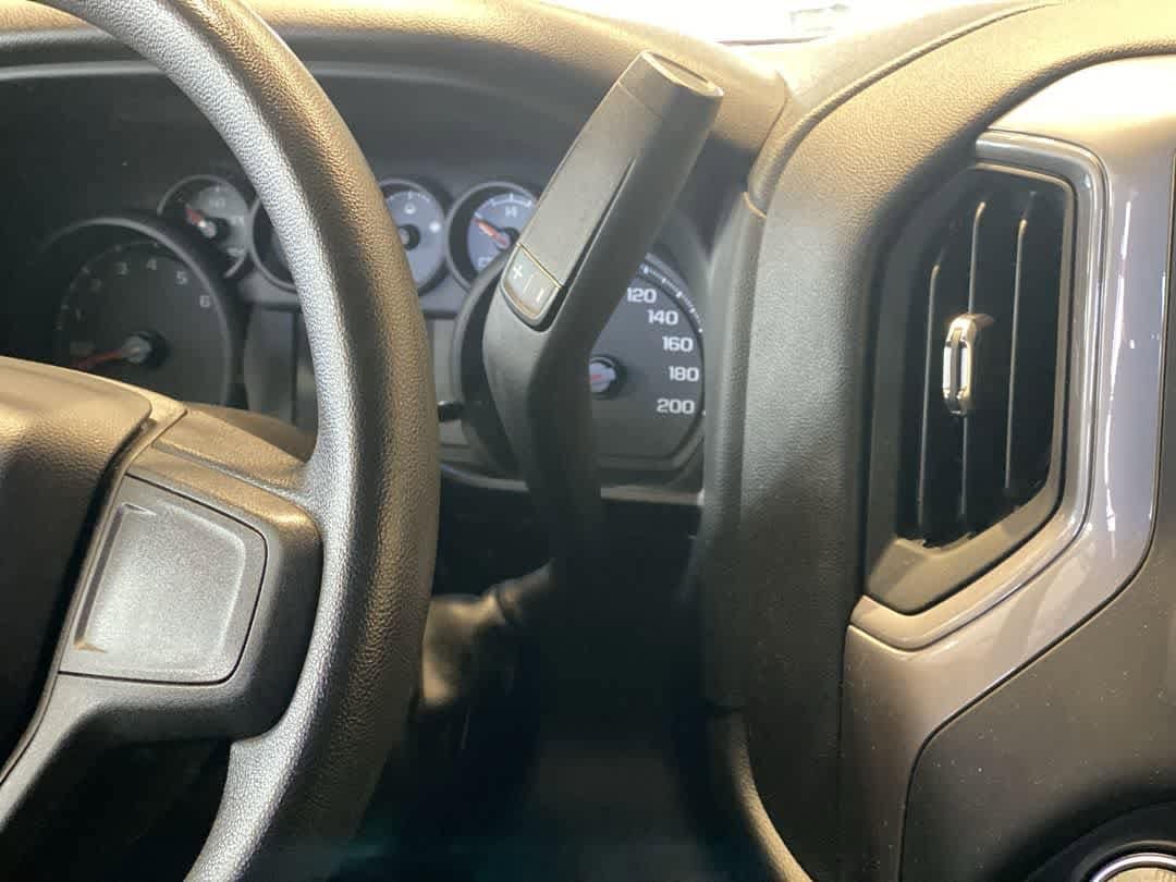 Thumbnail: 2023 Chevrolet Silverado 1500 - 22