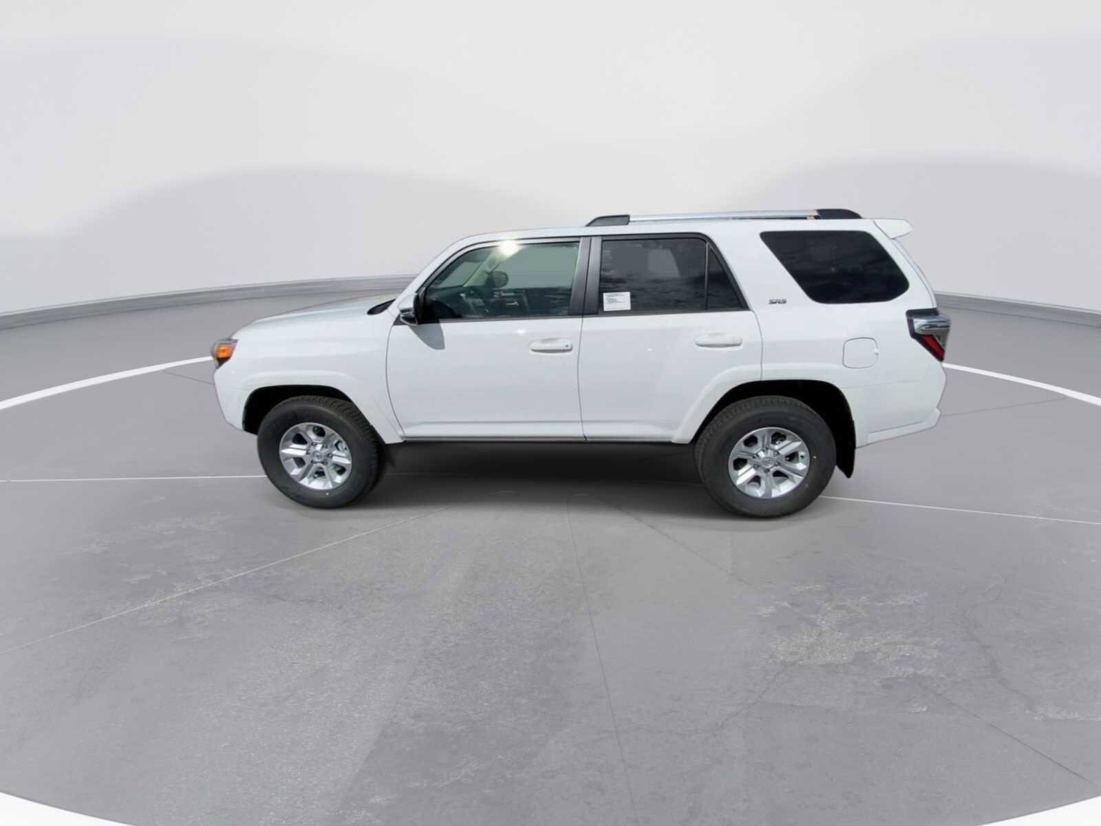 Thumbnail: 2024 Toyota 4Runner - 7
