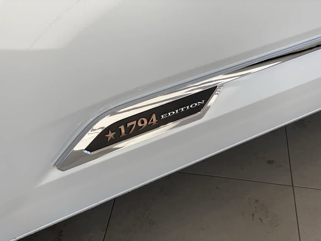 Thumbnail: 2025 Toyota Tundra - 10