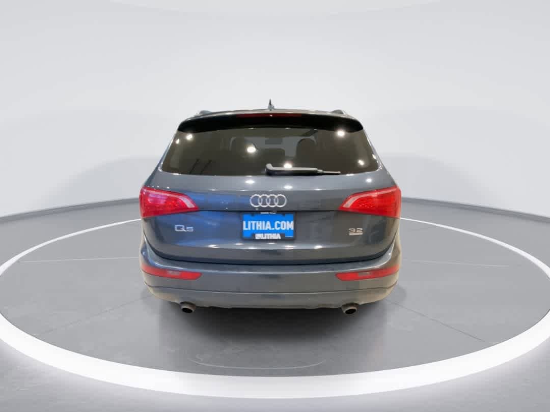 Thumbnail: 2010 Audi Q5 - 7