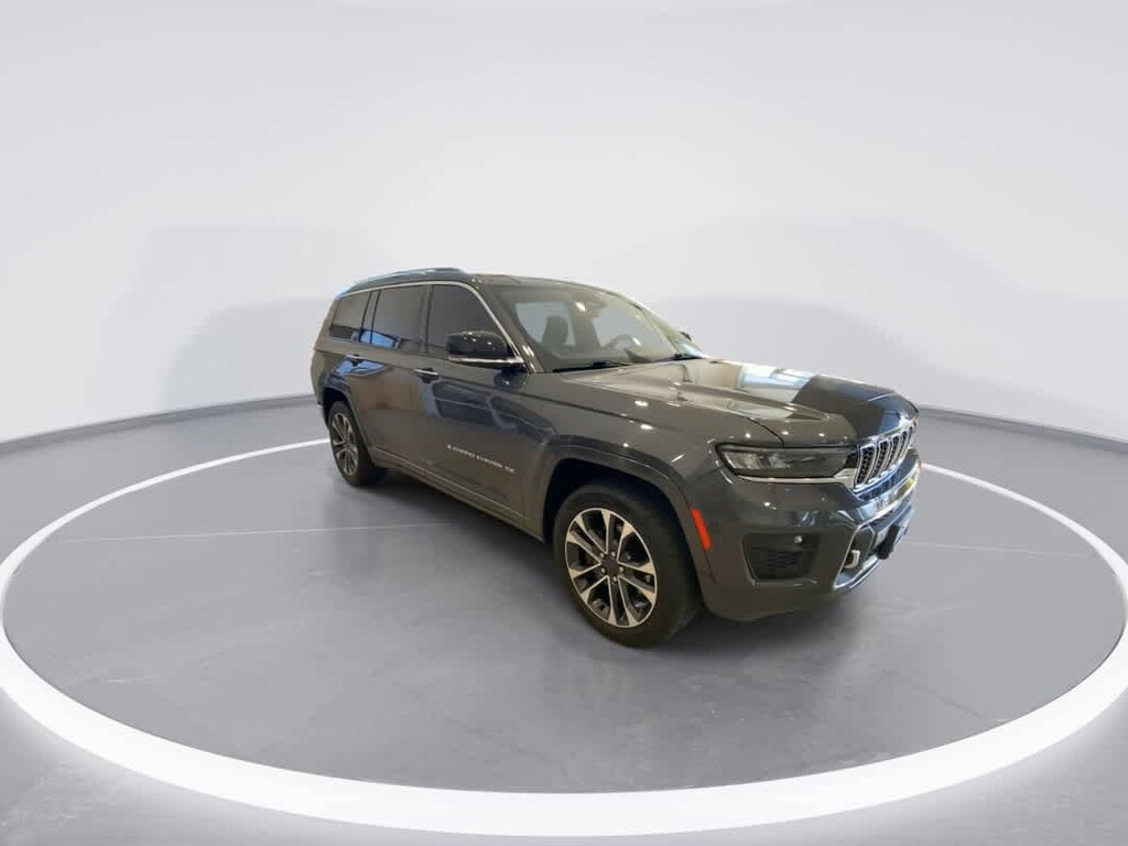 Used 2022 Jeep New Grand Cherokee Overland SUV
